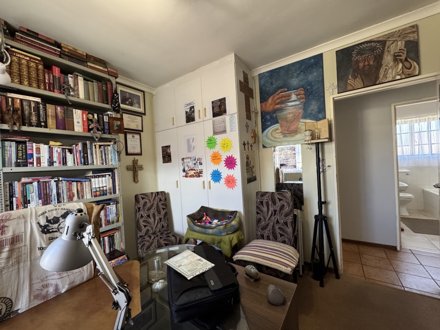 3 Bedroom Property for Sale in Onverwacht Western Cape